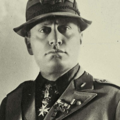 Mussolini-ggbain